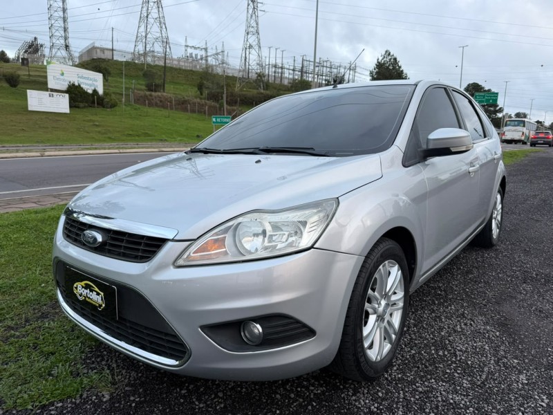 FOCUS 1.6 GLX 16V FLEX 4P MANUAL - 2013 - FARROUPILHA