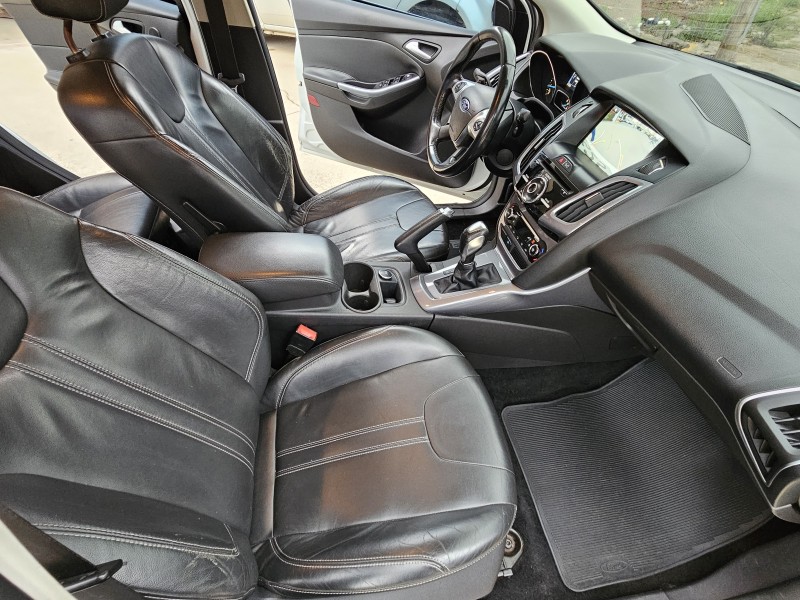 FOCUS 2.0 TITANIUM SEDAN 16V FLEX 4P AUTOMÁTICO - 2014 - CAXIAS DO SUL