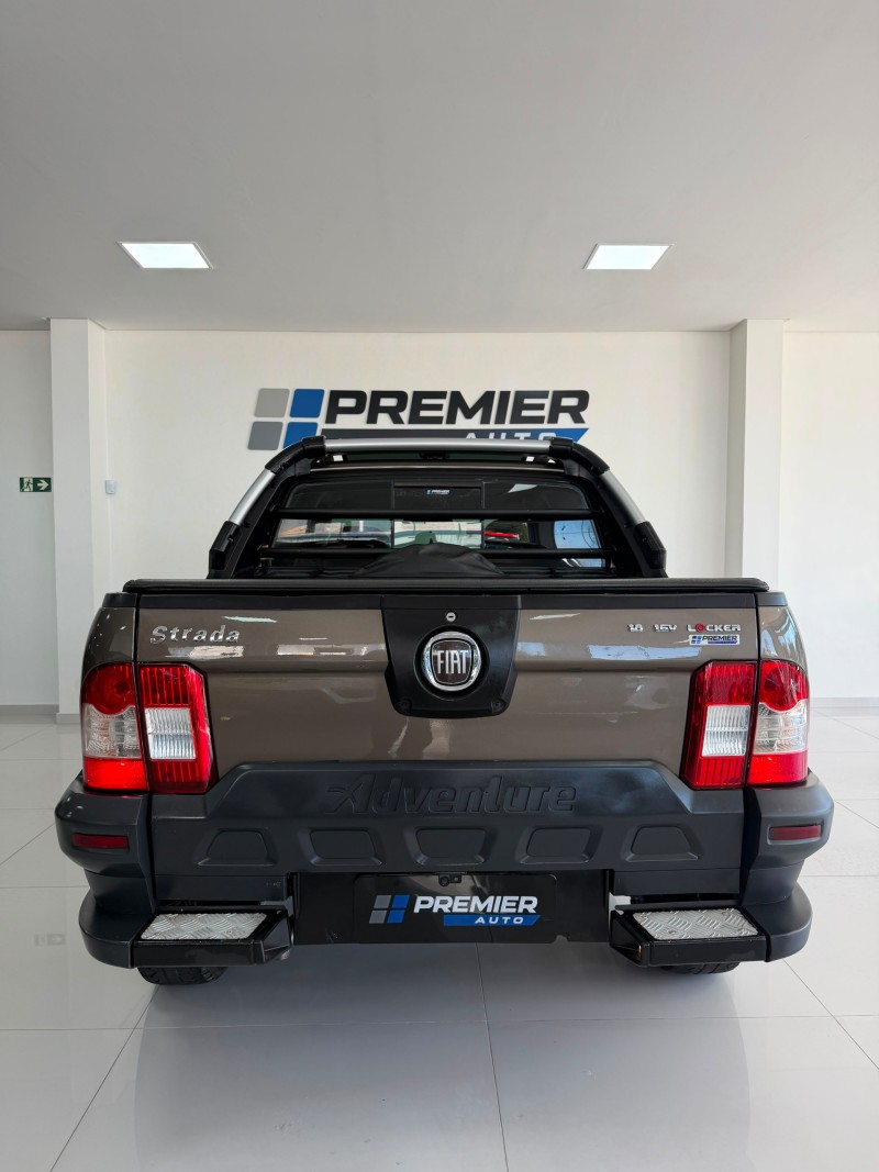 STRADA 1.8 MPI ADVENTURE LOCKER CD 8V FLEX 2P MANUAL - 2013 - CAXIAS DO SUL
