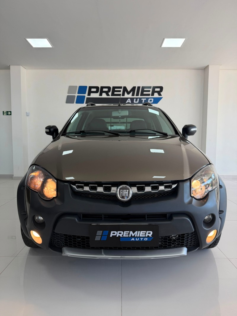 STRADA 1.8 MPI ADVENTURE LOCKER CD 8V FLEX 2P MANUAL - 2013 - CAXIAS DO SUL