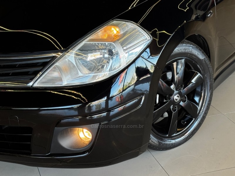 TIIDA 1.8 SL 16V FLEX 4P AUTOMÁTICO - 2011 - DOIS IRMãOS