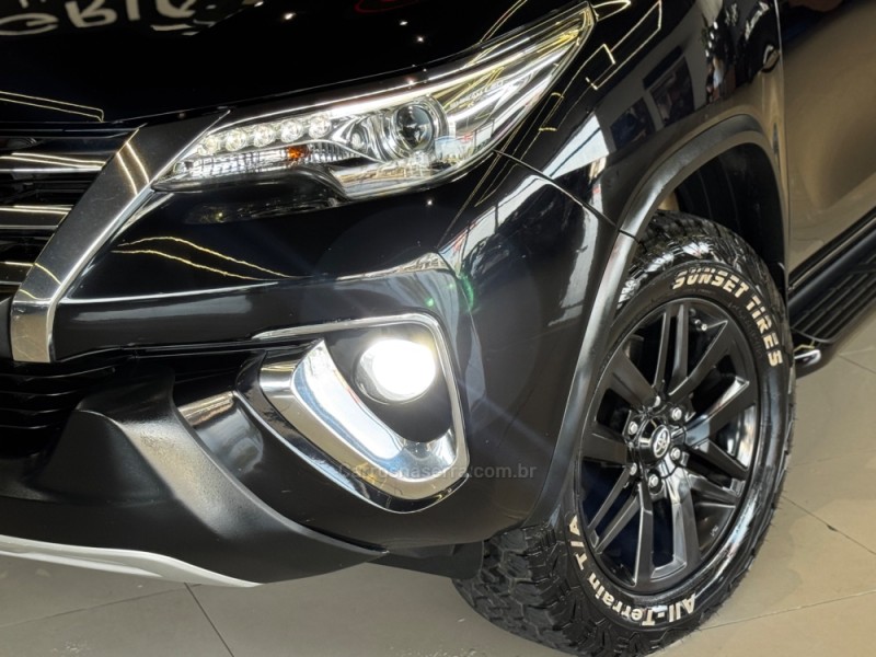 HILUX SW4 2.8 SRX 4X4 16V TURBO INTERCOOLER DIESEL 4P AUTOMÁTICO - 2017 - DOIS IRMãOS