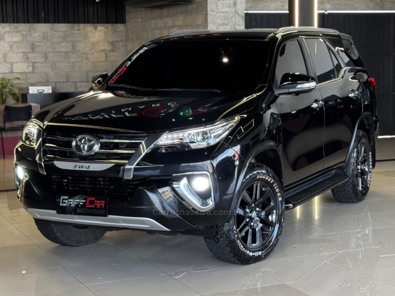 HILUX SW4 2.8 SRX 4X4 16V TURBO INTERCOOLER DIESEL 4P AUTOMÁTICO - 2017 - DOIS IRMãOS