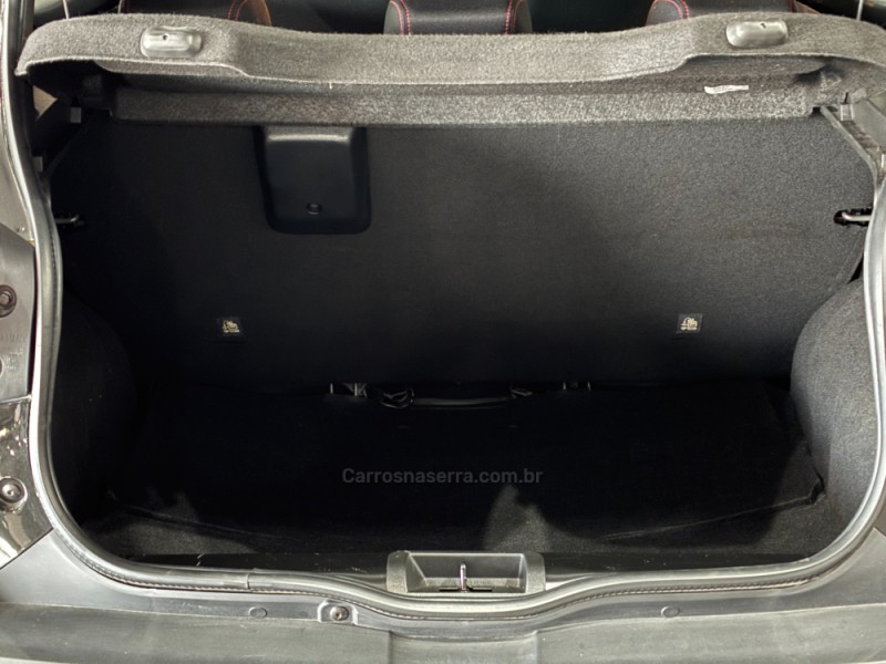 KWID 1.0 12V SCE FLEX ZEN MANUAL - 2025 - VENâNCIO AIRES