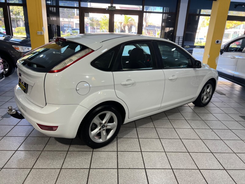 FOCUS 1.6 GLX 16V FLEX 4P MANUAL - 2013 - CAXIAS DO SUL