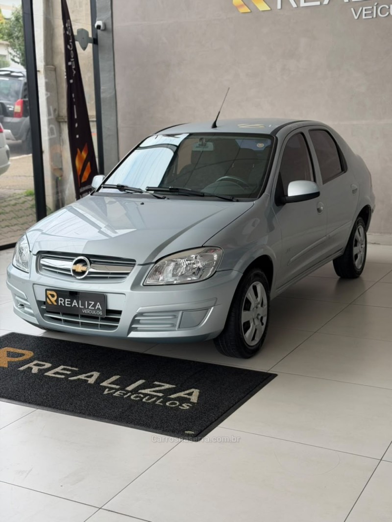 PRISMA 1.4 MPFI JOY 8V FLEX 4P MANUAL - 2010 - SANTA CRUZ DO SUL
