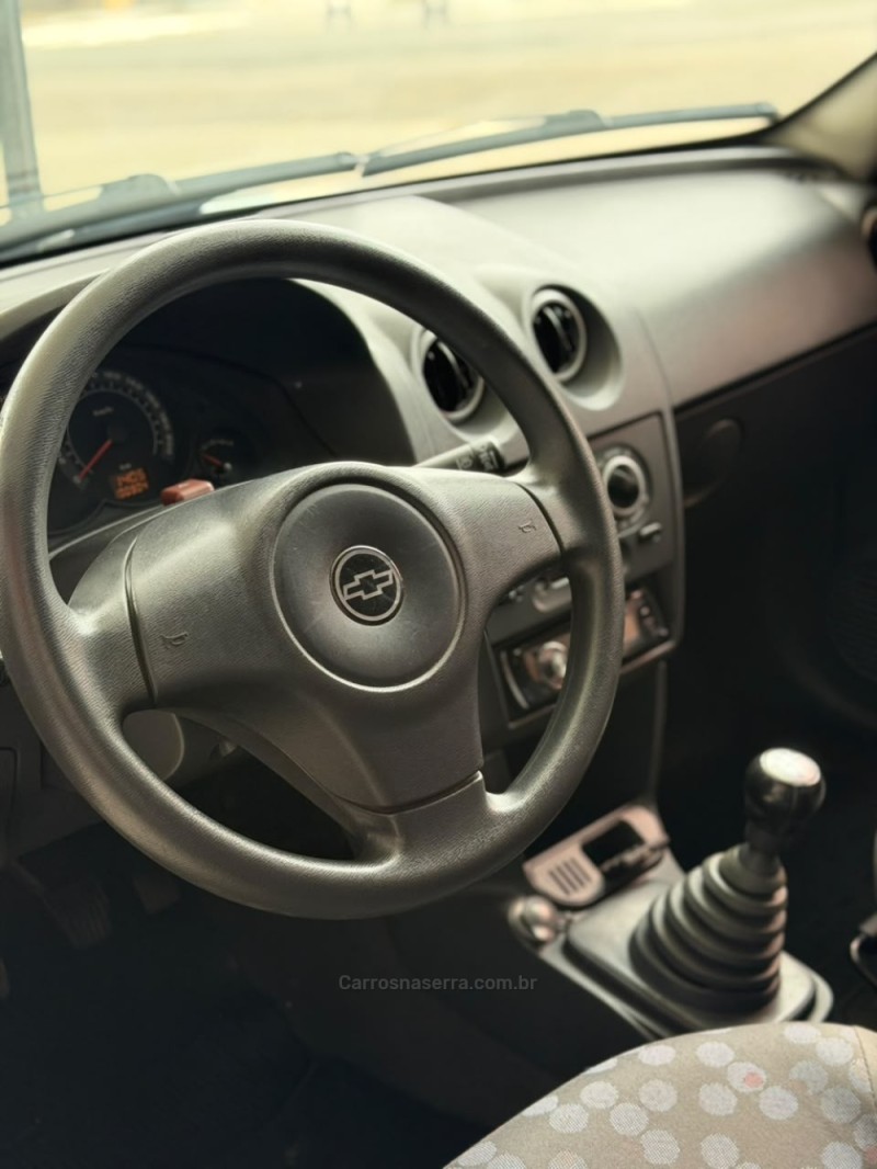 PRISMA 1.4 MPFI JOY 8V FLEX 4P MANUAL - 2010 - SANTA CRUZ DO SUL