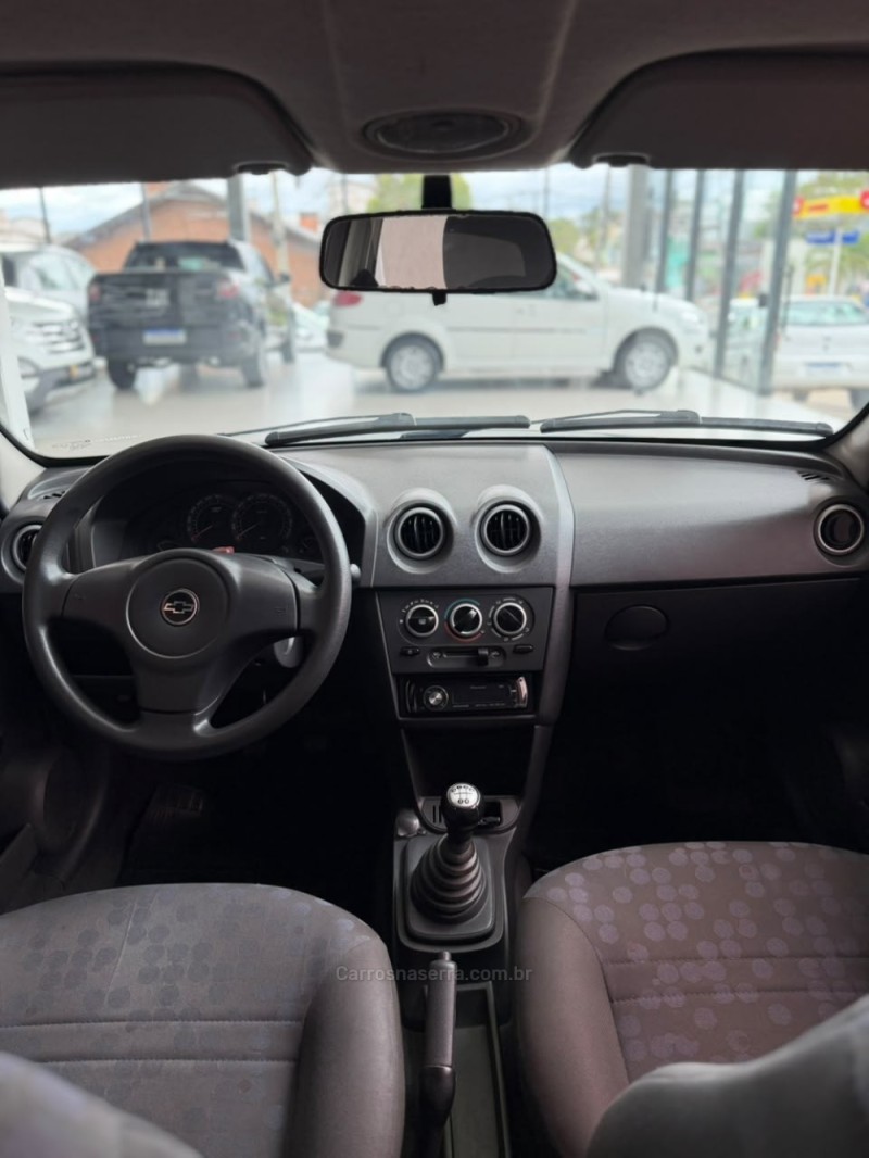 PRISMA 1.4 MPFI JOY 8V FLEX 4P MANUAL - 2010 - SANTA CRUZ DO SUL