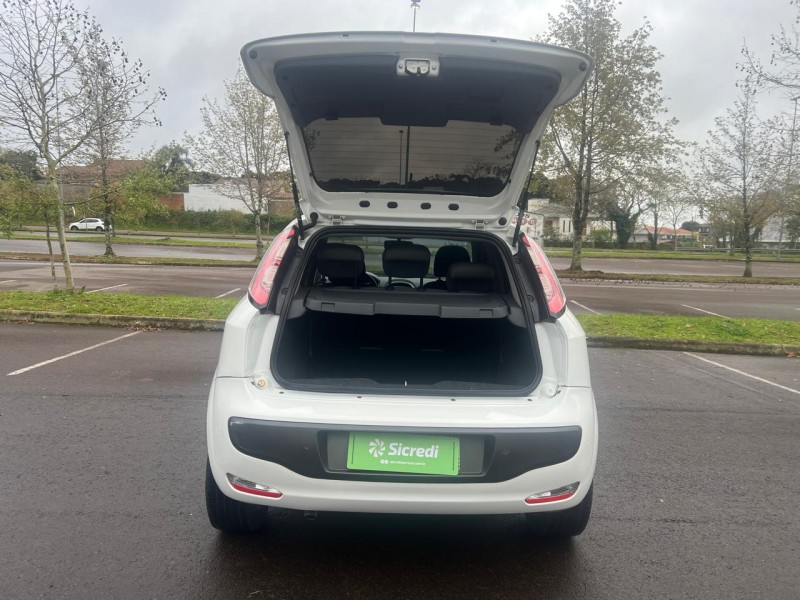 PUNTO 1.6 ESSENCE SP 16V FLEX 4P MANUAL - 2015 - BENTO GONçALVES