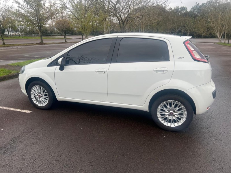 PUNTO 1.6 ESSENCE SP 16V FLEX 4P MANUAL - 2015 - BENTO GONçALVES