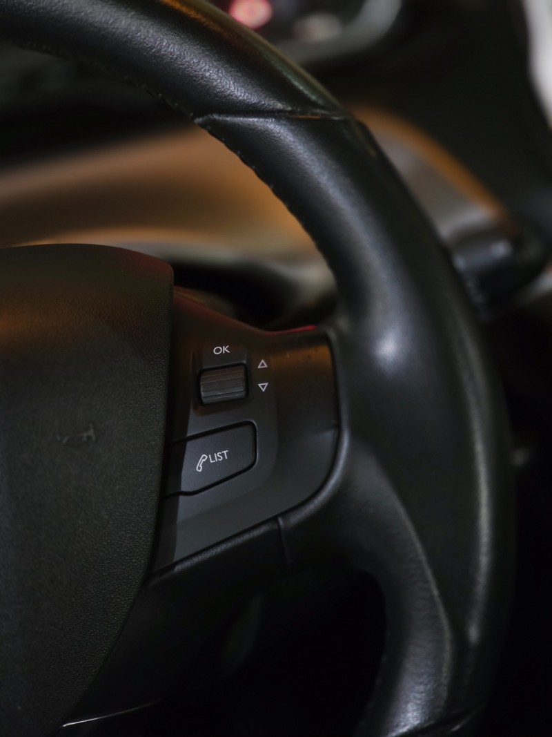 208 1.6 GRIFFE 16V FLEX 4P AUTOMÁTICO - 2018 - CAXIAS DO SUL