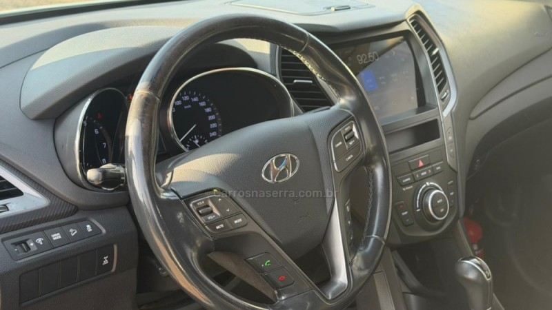 SANTA FÉ 3.3 MPFI 4X4 V6 270CV GASOLINA 4P AUTOMÁTICO - 2016 - GARIBALDI
