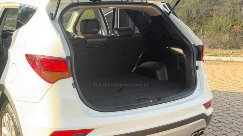 SANTA FÉ 3.3 MPFI 4X4 V6 270CV GASOLINA 4P AUTOMÁTICO - 2016 - GARIBALDI