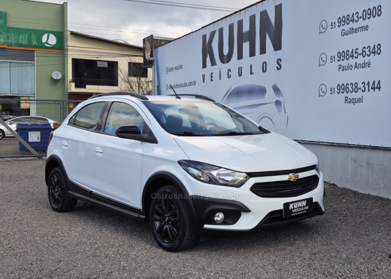ONIX 1.4 MPFI ACTIV 8V FLEX 4P MANUAL - 2019 - SALVADOR DO SUL