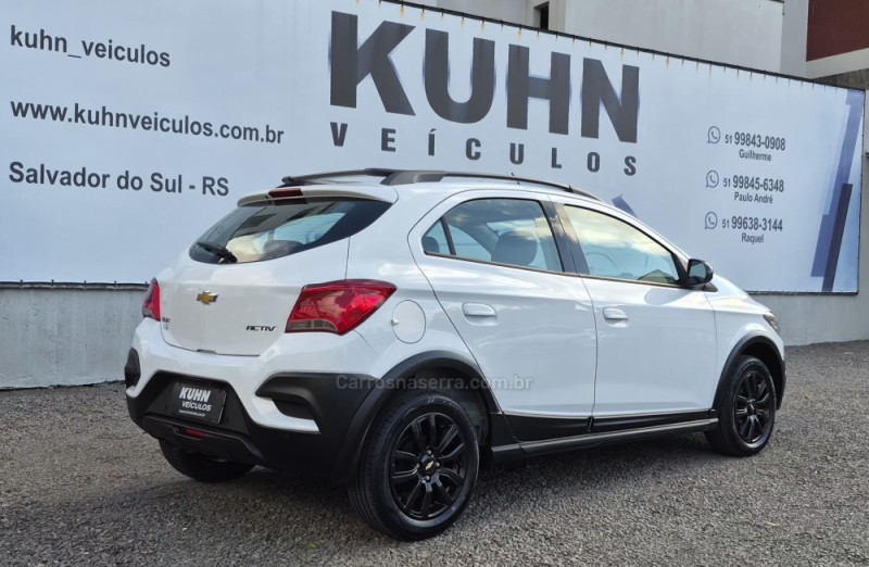 ONIX 1.4 MPFI ACTIV 8V FLEX 4P MANUAL - 2019 - SALVADOR DO SUL