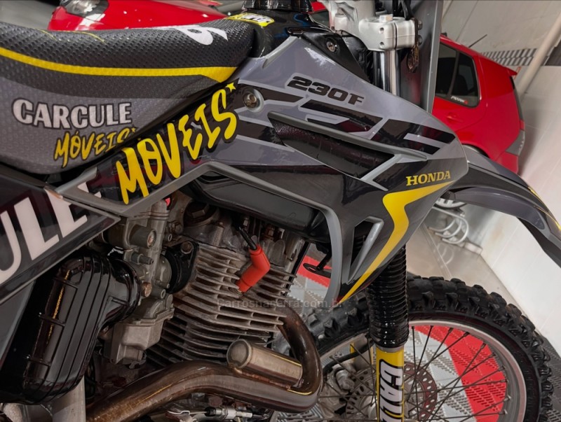 CRF 230F  - 2018 - ESTâNCIA VELHA
