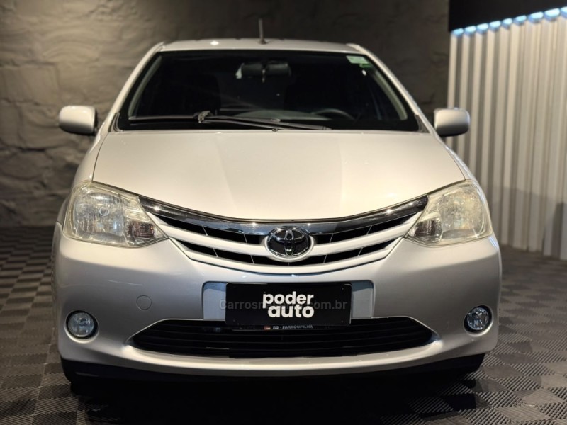 ETIOS 1.5 XLS 16V FLEX 4P MANUAL - 2013 - FARROUPILHA