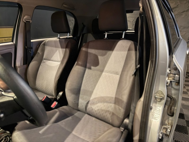 ETIOS 1.5 XLS 16V FLEX 4P MANUAL - 2013 - FARROUPILHA