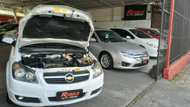 VECTRA 2.0 SFI GT HATCH 8V FLEX 4P MANUAL - 2009 - CAXIAS DO SUL