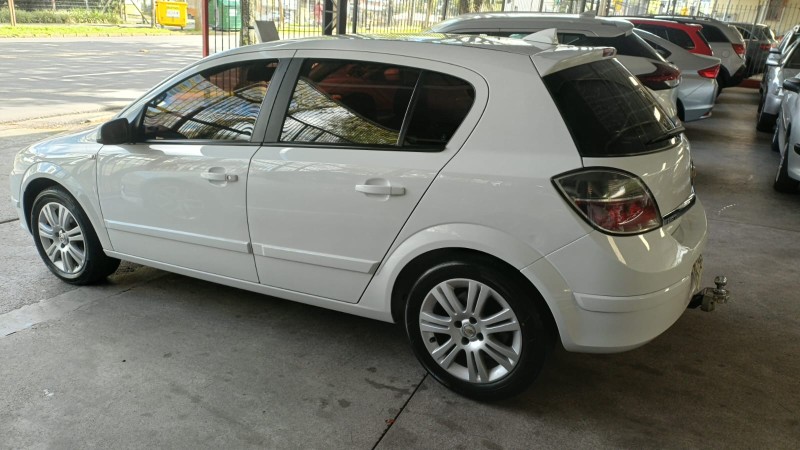 VECTRA 2.0 SFI GT HATCH 8V FLEX 4P MANUAL - 2009 - CAXIAS DO SUL