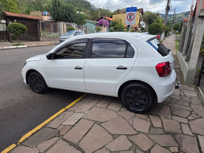 GOL 1.0 12V MPI TOTALFLEX TRENDLINE 4P MANUAL - 2022 - PICADA CAFé