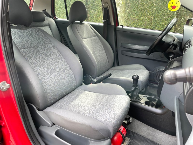 FOX 1.6 MI 8V FLEX 4P MANUAL - 2005 - CAXIAS DO SUL