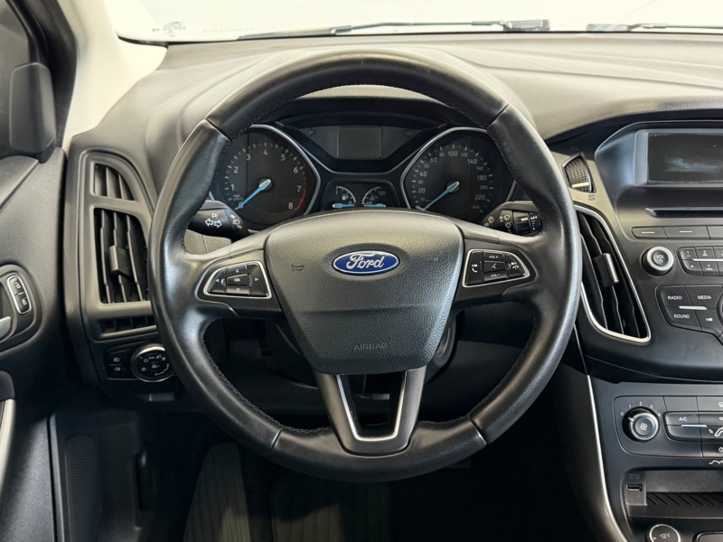 FOCUS 2.0 SE SEDAN 16V FLEX 4P AUTOMÁTICO - 2018 - CAXIAS DO SUL