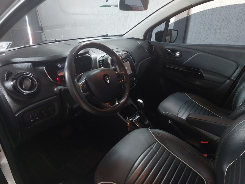 CAPTUR 1.6 16V INTENSE BOSE FLEX 4P AUTOMÁTICO - 2018 - SãO SEBASTIãO DO CAí