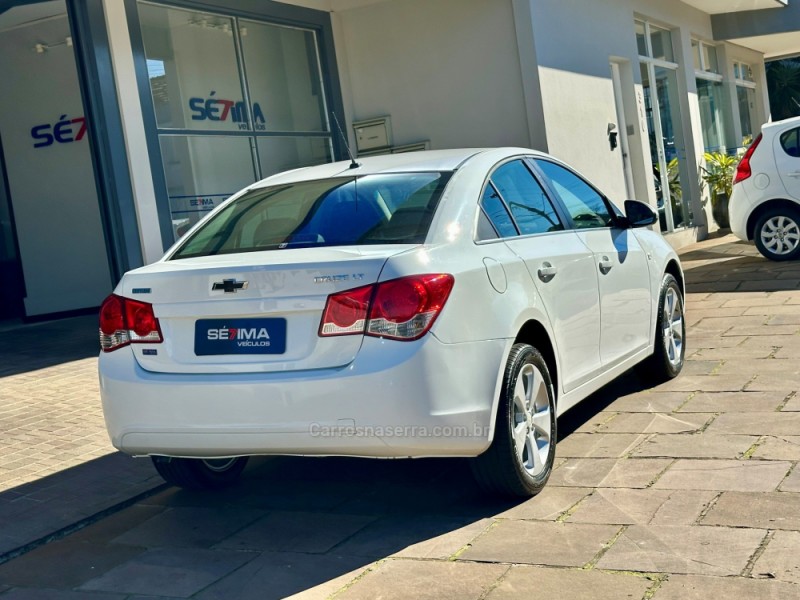 CRUZE 1.8 LT 16V FLEX 4P MANUAL - 2014 - GUAPORé