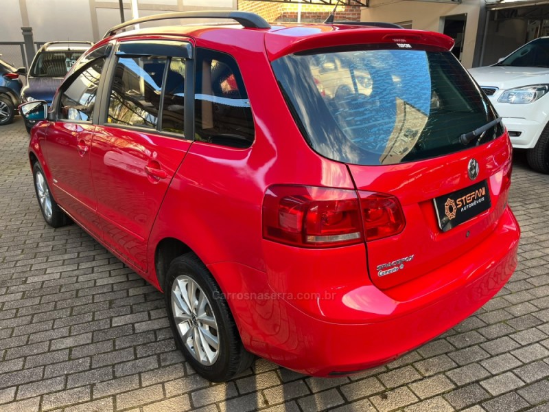 SPACEFOX 1.6 MI TREND 8V FLEX 4P MANUAL - 2014 - FELIZ