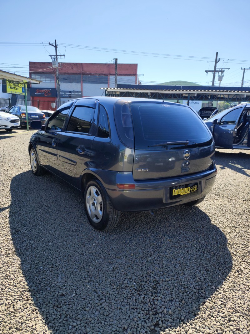 CORSA 1.4 MPFI PREMIUM 8V FLEX 4P MANUAL - 2009 - VENâNCIO AIRES