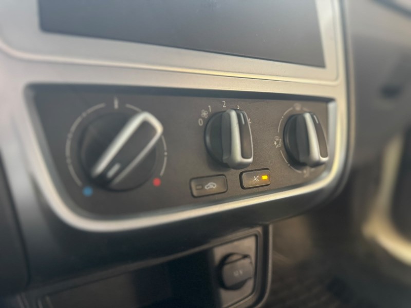 SAVEIRO 1.6 MI TREND CE 8V FLEX 2P MANUAL G.IV - 2015 - CAXIAS DO SUL