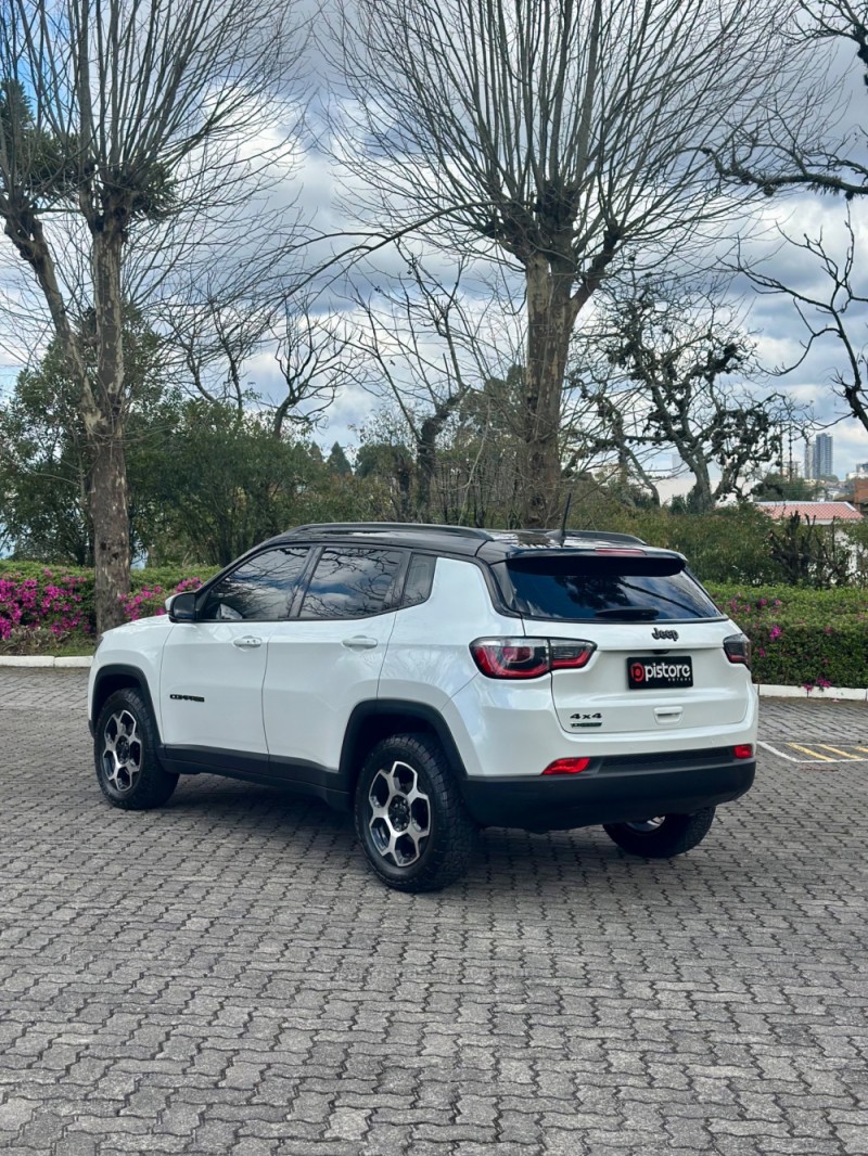 COMPASS 2.0 16V DIESEL LONGITUDE 4X4 AUTOMÁTICO - 2017 - CAXIAS DO SUL