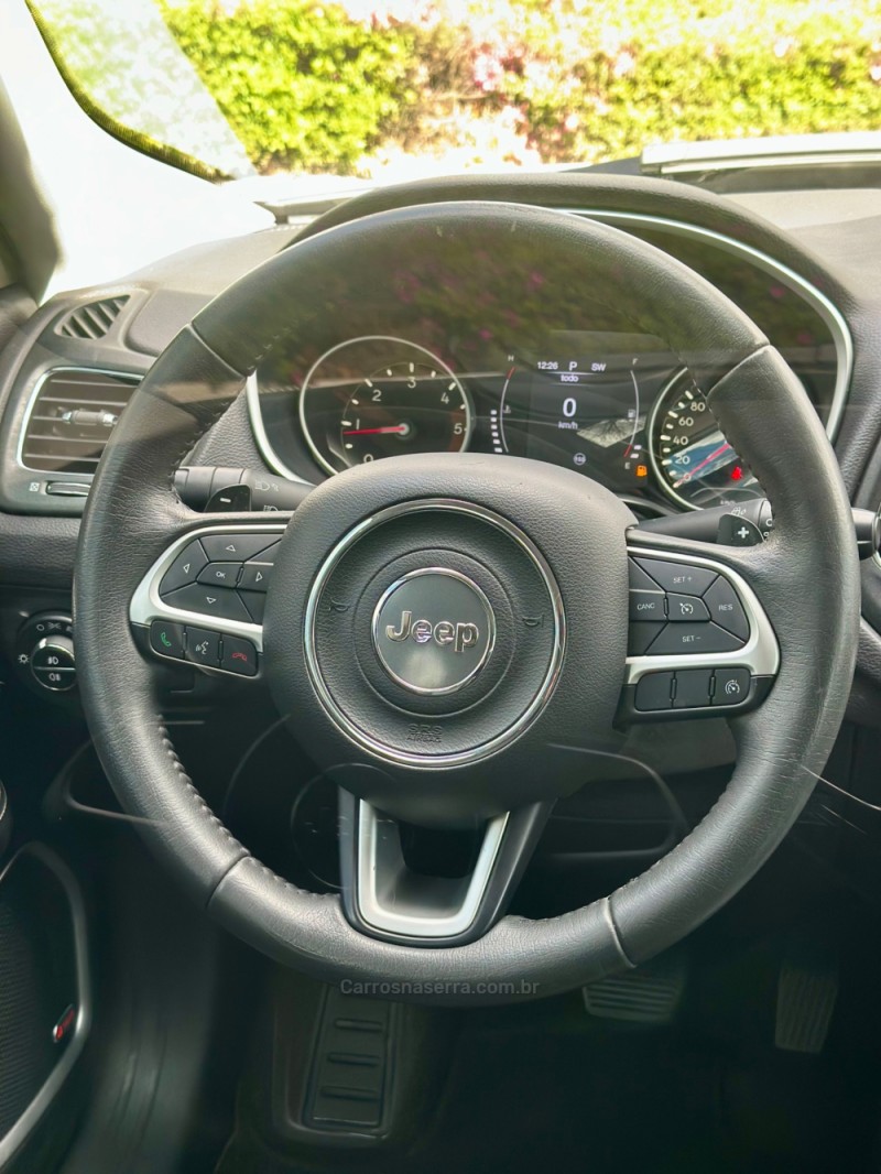 COMPASS 2.0 16V DIESEL LONGITUDE 4X4 AUTOMÁTICO - 2017 - CAXIAS DO SUL
