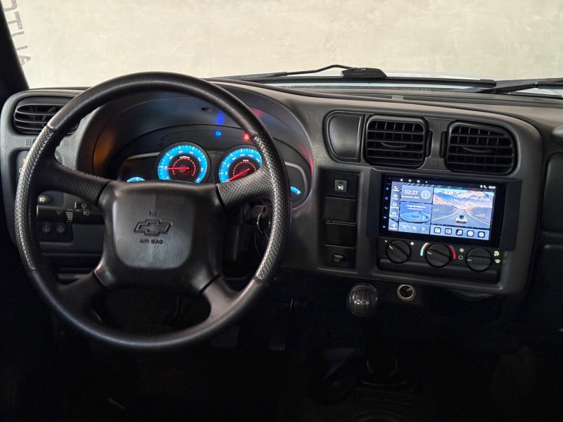 S10 2.4 MPFI EXECUTIVE 4X2 CD 8V FLEX 4P MANUAL - 2011 - CAXIAS DO SUL