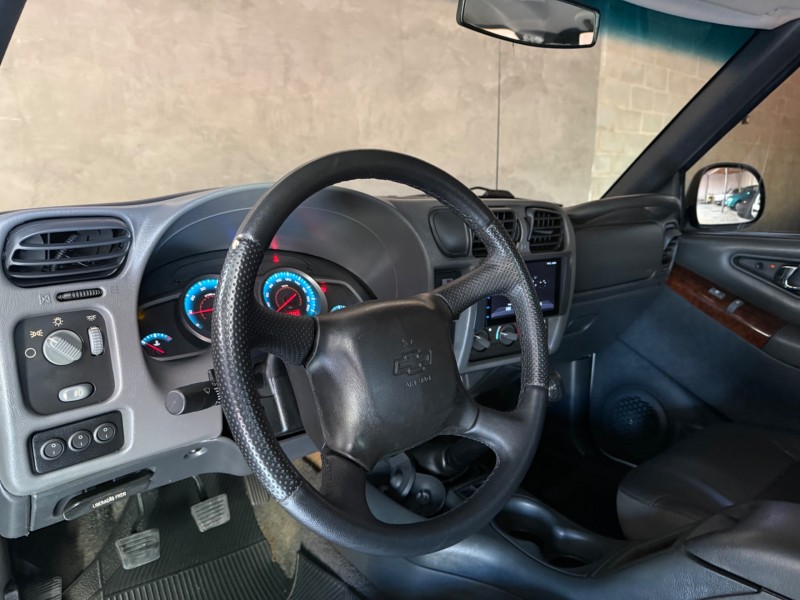 S10 2.4 MPFI EXECUTIVE 4X2 CD 8V FLEX 4P MANUAL - 2011 - CAXIAS DO SUL