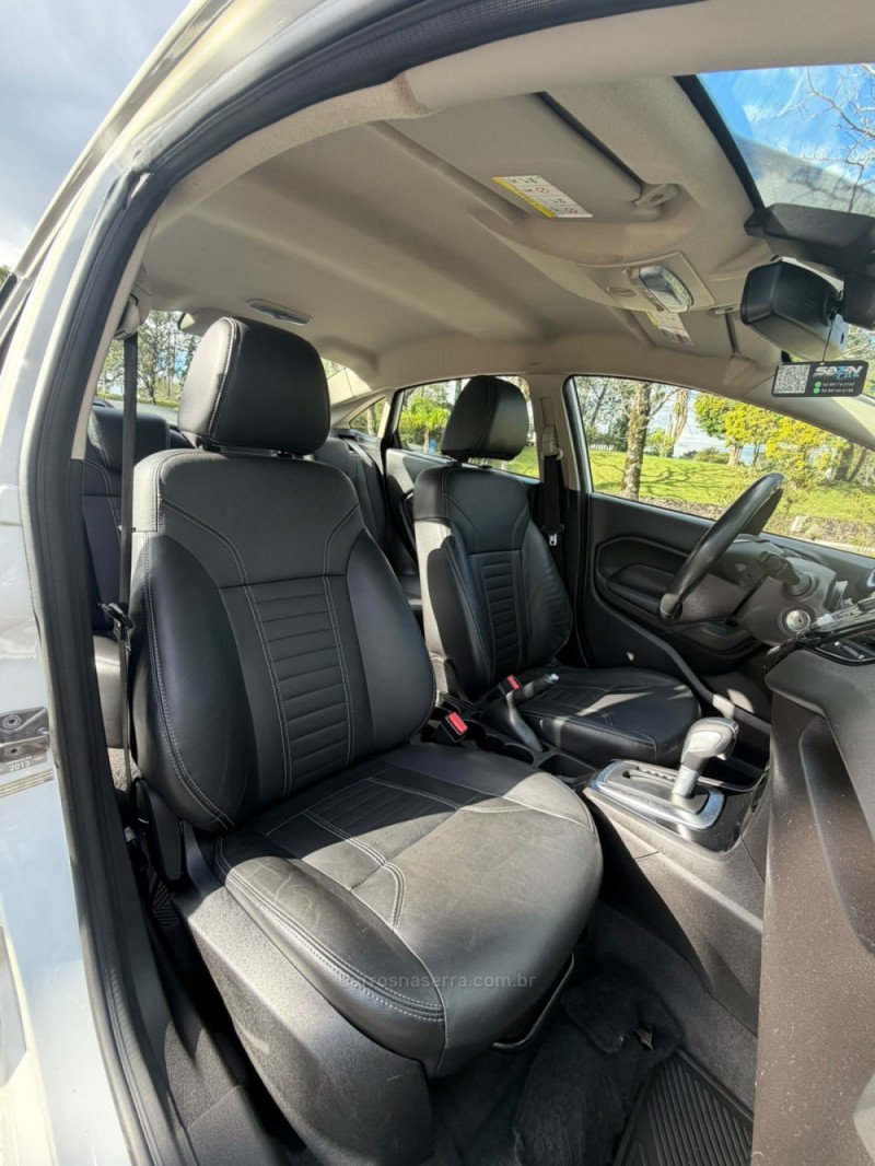 FIESTA 1.6 TITANIUM SEDAN 16V FLEX 4P AUTOMÁTICO - 2014 - CAXIAS DO SUL