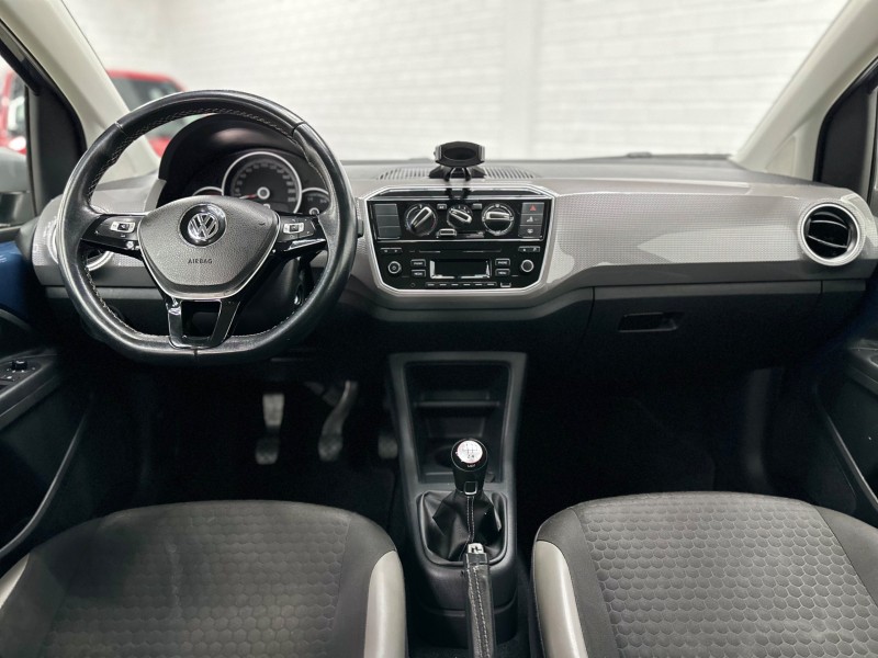 CROSS UP 1.0 TSI 12V FLEX 4P MANUAL - 2018 - NOVO HAMBURGO