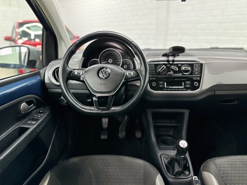 CROSS UP 1.0 TSI 12V FLEX 4P MANUAL - 2018 - NOVO HAMBURGO