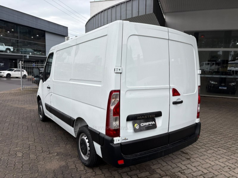 MASTER 2.3 FURGÃO L1H1 16V TURBO INTERCOOLER DIESEL 4P MANUAL - 2022 - FARROUPILHA