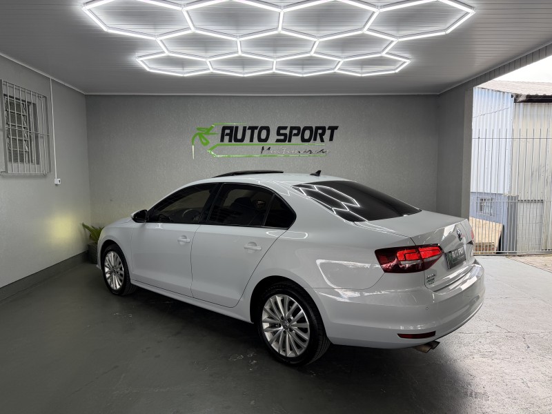 JETTA 1.4 16V TSI COMFORTLINE GASOLINA 4P TIPTRONIC - 2017 - CAXIAS DO SUL