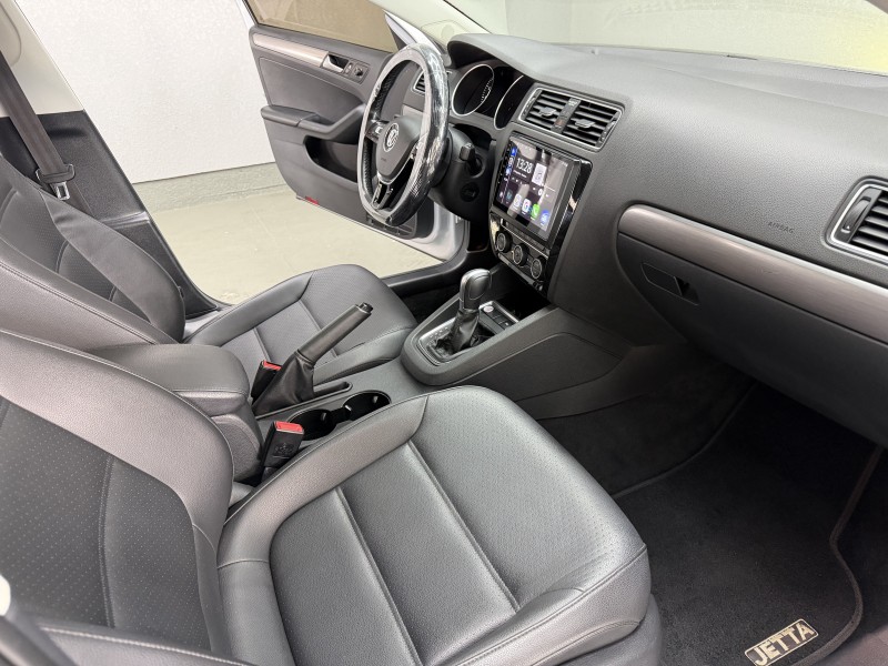 JETTA 1.4 16V TSI COMFORTLINE GASOLINA 4P TIPTRONIC - 2017 - CAXIAS DO SUL