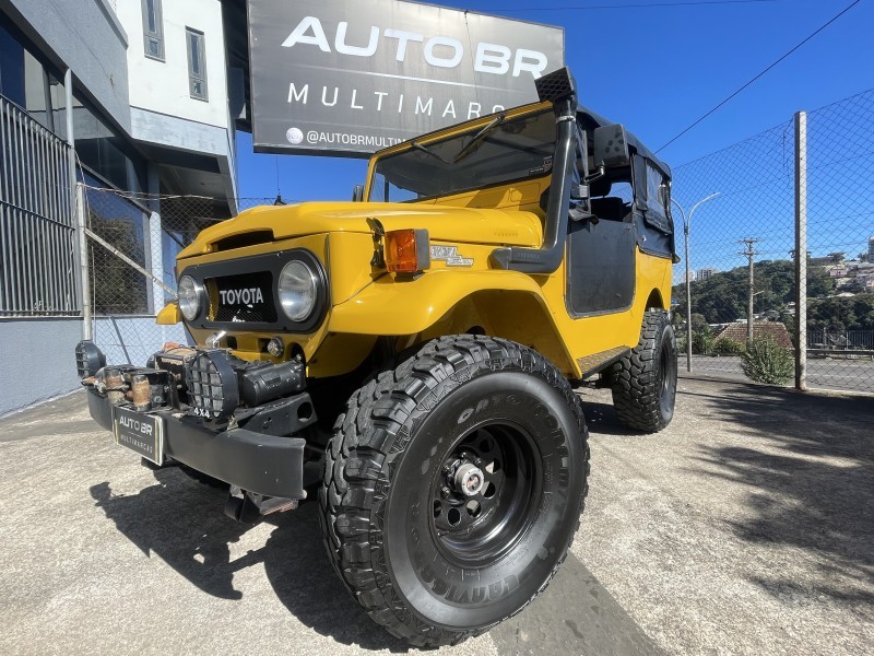 BANDEIRANTE 4.0 OJ50L 4X4 TETO LONA DIESEL 2P MANUAL - 1969 - CAXIAS DO SUL