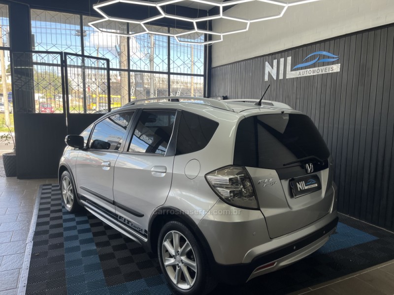 FIT 1.5 TWIST 16V FLEX 4P AUTOMÁTICO - 2014 - CAXIAS DO SUL