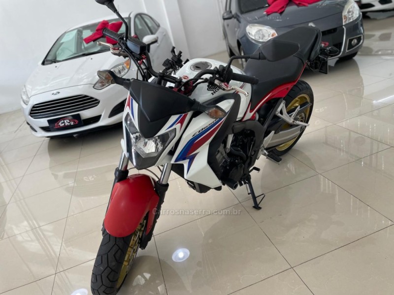 CB 650 F - 2015 - PORTO ALEGRE