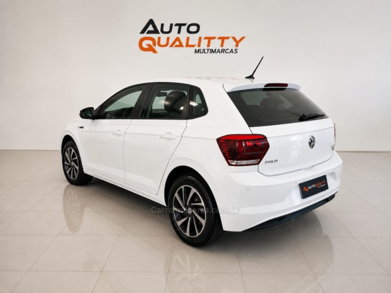 POLO 1.0	200 TSI HIGHLINE AUTOMÁTICO  - 2021 - CAXIAS DO SUL
