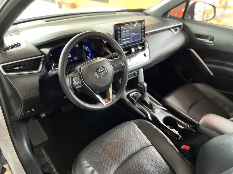 COROLLA 2.0 CROSS XRE 16V FLEX 4P AUTOMÁTICO - 2022 - CANELA