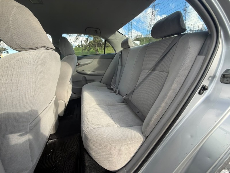 COROLLA 1.8 XLI 16V FLEX 4P AUTOMÁTICO - 2010 - FARROUPILHA