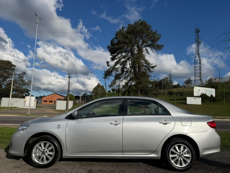 COROLLA 1.8 XLI 16V FLEX 4P AUTOMÁTICO - 2010 - FARROUPILHA