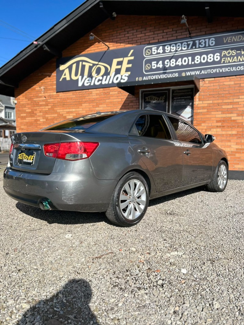 CERATO 1.6 EX2 SEDAN 16V GASOLINA 4P AUTOMÁTICO - 2011 - CANELA